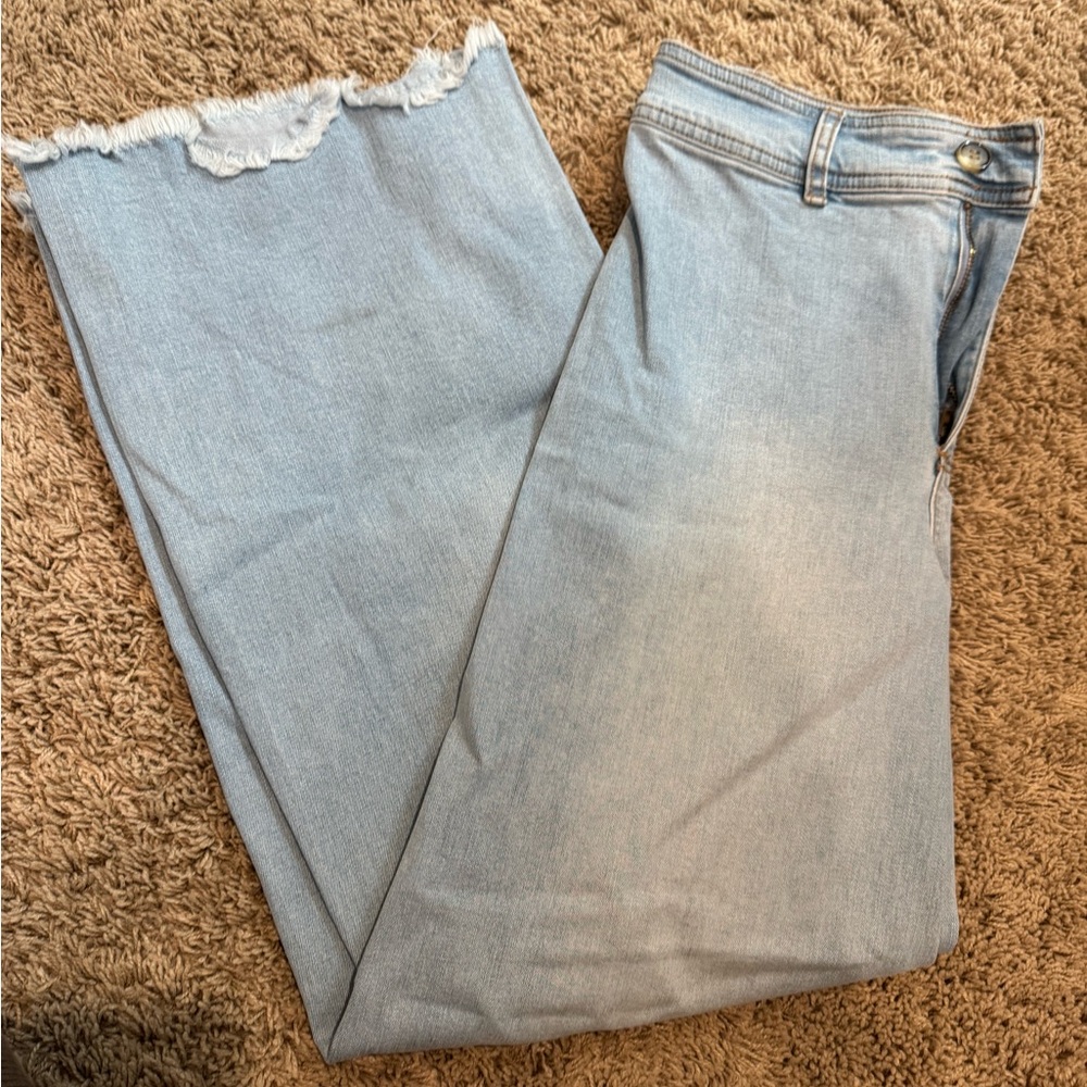 Light Blue Frayed Hem Jeans